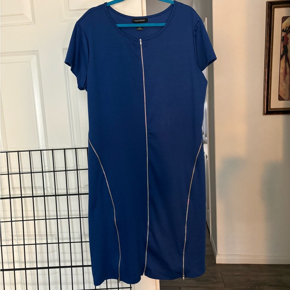 Pre Owned Ashley Stewart Royal Blue Front Zipper Closure Dress.  Size22/24